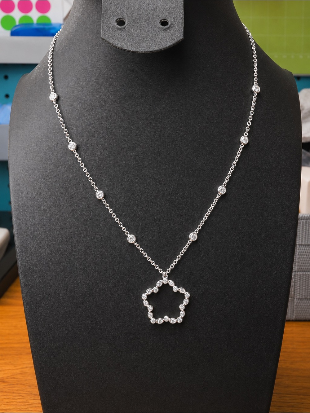 Silver 925 Moissanite Flower Pendant Necklace - Women Jewelry